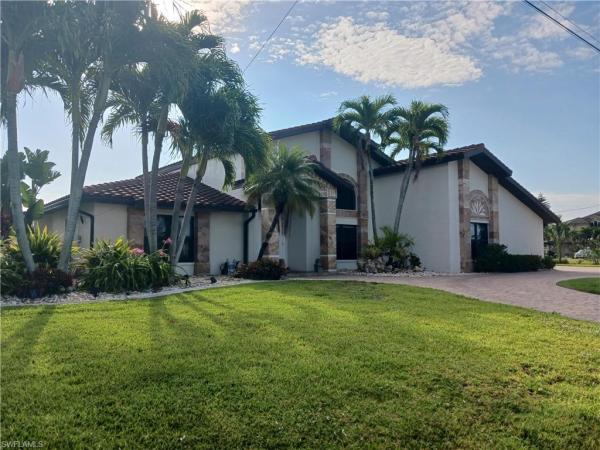 Cape Coral, 2727 24th Pl, Cape Coral, Florida 33904, image 1
