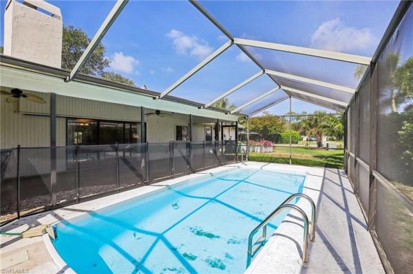 Imperial Golf Estates, 1937 Princess Ct, Naples, Florida 34110, image 2
