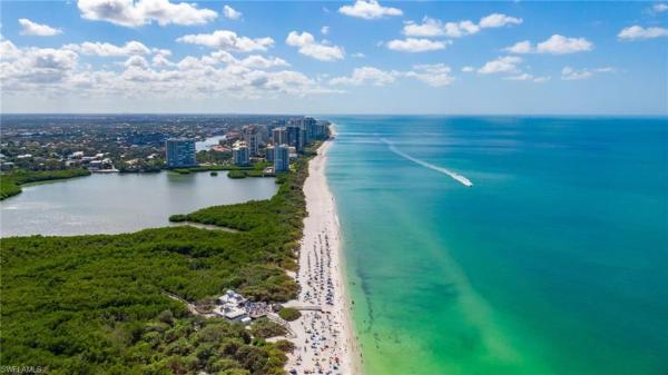 7008 Pelican Bay Blvd #H501, Naples, Florida 34108, image 3