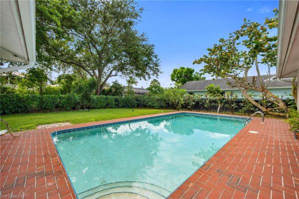 River Oaks At Palm River Estates, 162 Westwood Dr, Naples, Florida 34110, image 1