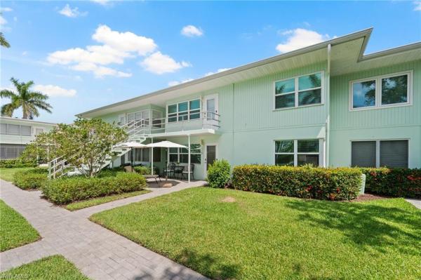 275 S 8th Ave, Naples, Florida 34102, image 1