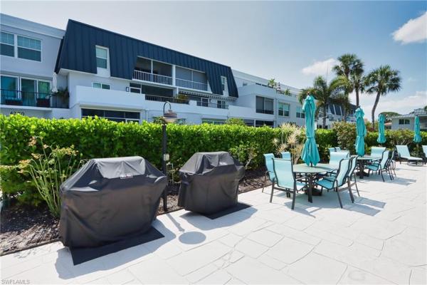 4200 Belair Ln #114, Naples, Florida 34103, image 2