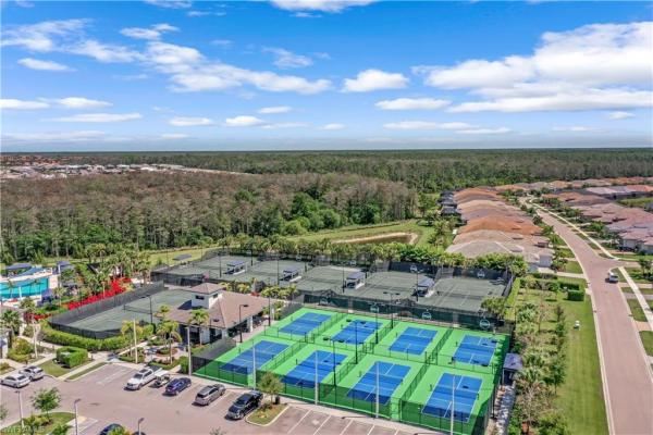 Valencia Bonita, 28393 Turin Ct, Bonita Springs, Florida 34135, image 2