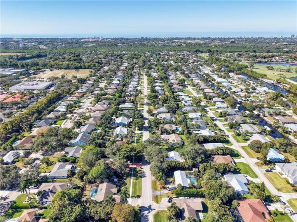 River Reach, 2554 Outrigger Ln, Naples, Florida 34104, image 2