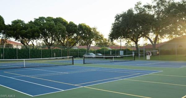 621 Squire Cir #204, Naples, Florida 34104, image 2