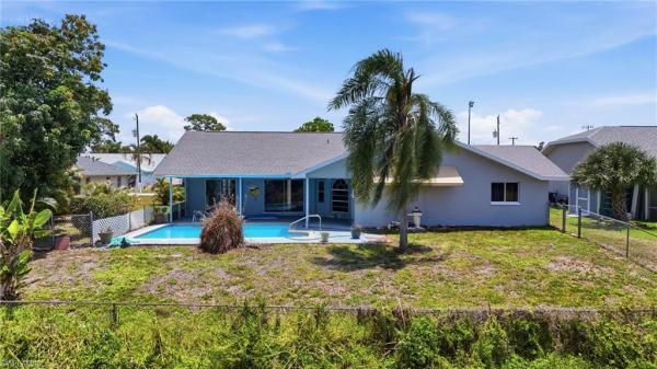 Woodbriar, 17306 Meadow Lake Cir, Fort Myers, Florida 33967, image 2