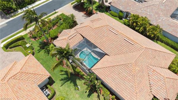 Briarwood, 955 Tivoli Ct, Naples, Florida 34104, image 1