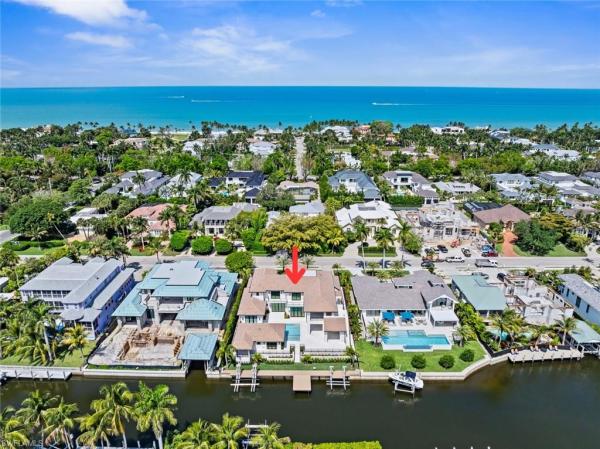 Aqualane Shores, 1707 S 3rd St, Naples, Florida 34102, image 1