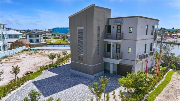 855 Lagoon St #1, Fort Myers Beach, Florida 33931, image 1