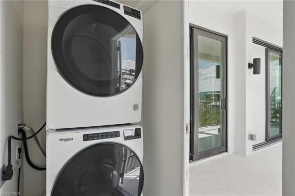 Island Shores, 855 Lagoon St #2, Fort Myers Beach, Florida 33931, image 3