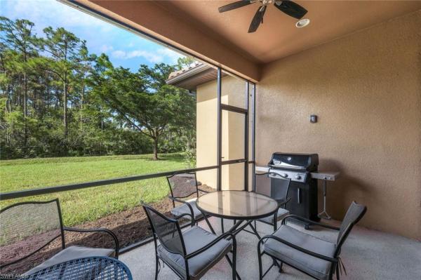 11072 Esteban Dr, Fort Myers, Florida 33912, image 2