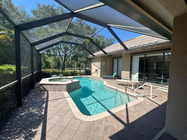 Briarwood, 967 Tivoli Ct, Naples, Florida 34104, image 1