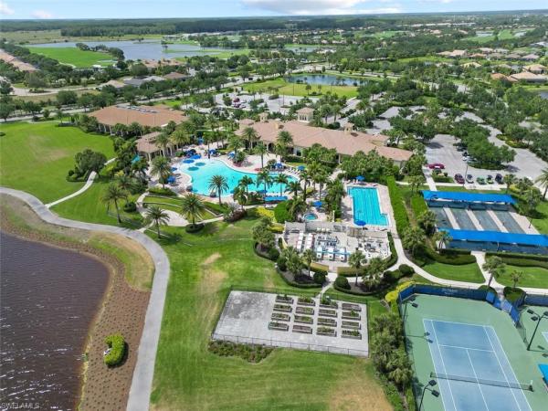 5689 Mayflower Way #1003, Naples, Florida 34142, image 2