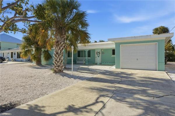 Shell Mound Park, 411 Connecticut St, Fort Myers Beach, Florida 33931, image 3