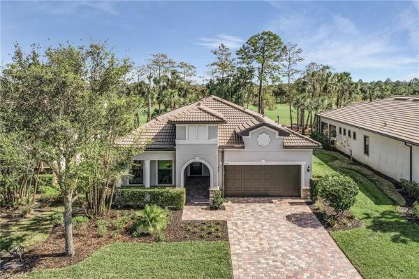 Greyhawk At Golf Club Of The Everglades, 9248 Cormorant Dr, Naples, Florida 34120, image 1