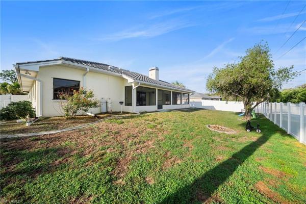 Country Club Estates, 1426 Scenic St, Lehigh Acres, Florida 33936, image 1