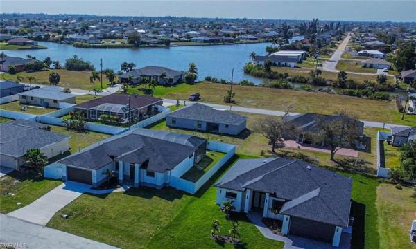 Cape Coral Residential, 836 6th Pl, Cape Coral, Florida 33909, image 2