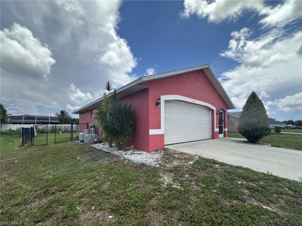 Cape Coral Residential, 2123 16th Ter, Cape Coral, Florida 33909, image 1