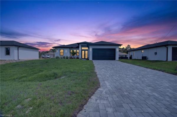 Lehigh Acres Residential, 210 Pembroke St, Lehigh Acres, Florida 33974, image 1