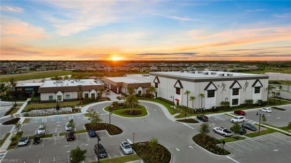 Verdana Village, 20122 Hartford Blvd, Estero, Florida 33928, image 3