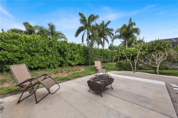Turnbury, 248 Channing Ct, Naples, Florida 34110, image 2