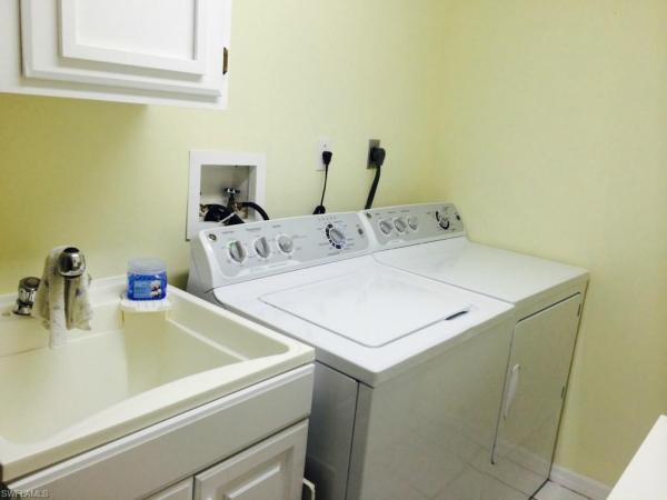 717 Landover Cir #103, Naples, Florida 34104, image 1