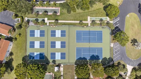 705 Luisa Ln #822, Naples, Florida 34104, image 2