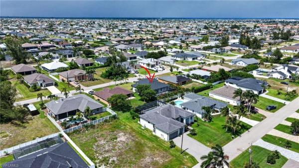 Cape Coral, 3724 3rd St, Cape Coral, Florida 33991, image 1