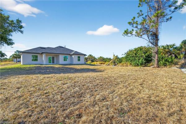 Lehigh Acres Residential, 370 S Butler Ave, Lehigh Acres, Florida 33974, image 1
