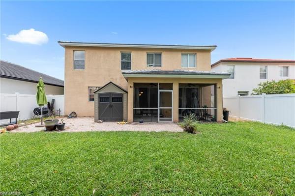 Laurel Lakes, 8364 Laurel Lakes Blvd, Naples, Florida 34119, image 2