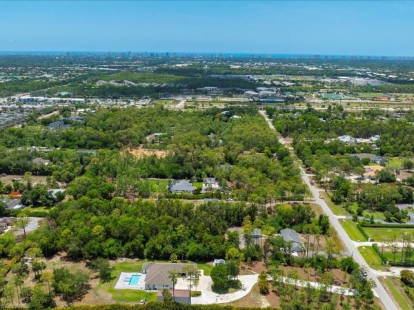 Livingston Woods, 6800 Bottlebrush Ln, Naples, Florida 34109, image 2