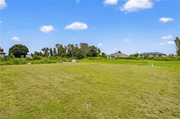 Lehigh Acres Residential, 569 S Aspen Ave, Lehigh Acres, Florida 33974, image 1