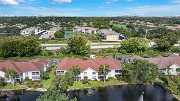 9836 Luna Cir #F-204, Naples, Florida 34109, image 3