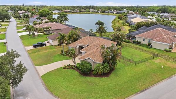 Briarcrest, 15358 Briarcrest Cir, Fort Myers, Florida 33912, image 3