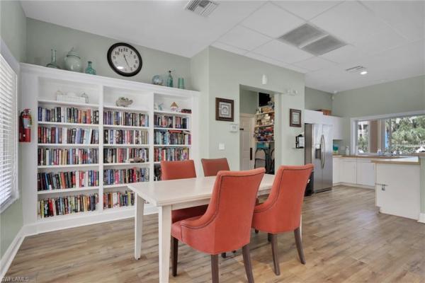 241 Robin Hood Cir #202, Naples, Florida 34104, image 1
