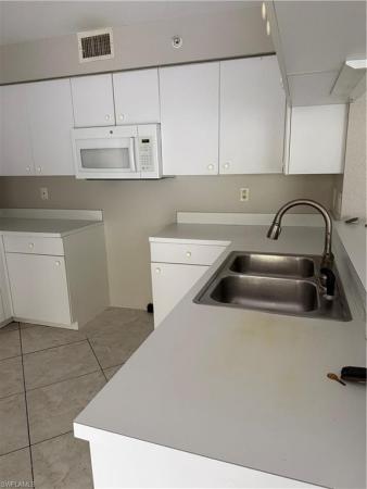 15415 Cedarwood Ln #3, Naples, Florida 34110, image 2