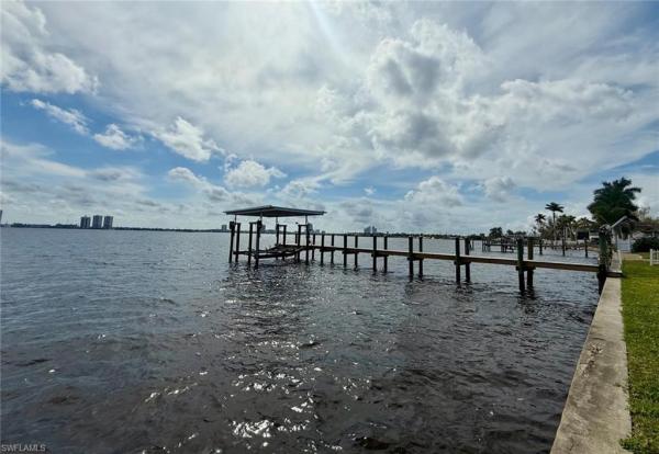 Harbor Estates, 111 North Shore Ave, North Fort Myers, Florida 33917, image 2