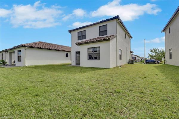 5617 Cobalto Way, Naples, Florida 34142, image 2