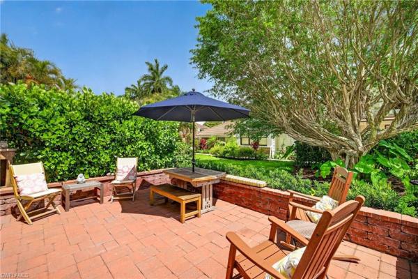 Villas Of Park Shore, 4030 Crayton Rd #C2, Naples, Florida 34103, image 3