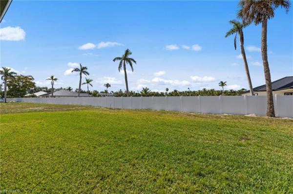 Fort Myers, 12337 Sweet Kiwi Ln, Fort Myers, Florida 33908, image 3