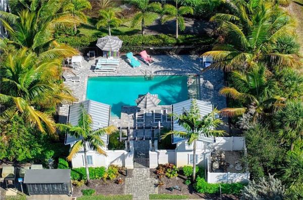 Hamilton Place, 13045 Pembroke Dr, Naples, Florida 34105, image 3