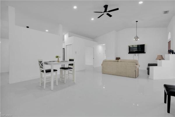 Sabal Springs Golf & Racquet Club, 17920 Antherium Ln, North Fort Myers, Florida 33917, image 2