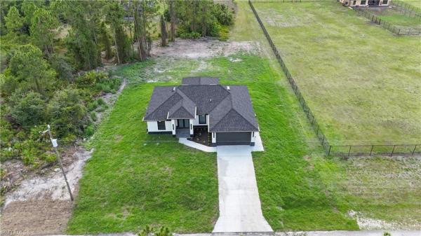Lehigh Acres, 1011 Eighth Ave, Lehigh Acres, Florida 33972, image 1
