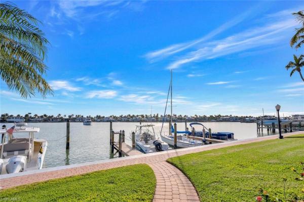 2800 N Gulf Shore Blvd #304, Naples, Florida 34103, image 3