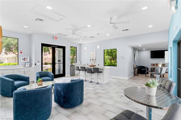 Wilshire Lakes, 5019 Fairhaven Ln, Naples, Florida 34109, image 2