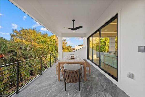 Park Shore, 3840 Crayton Rd, Naples, Florida 34103, image 3