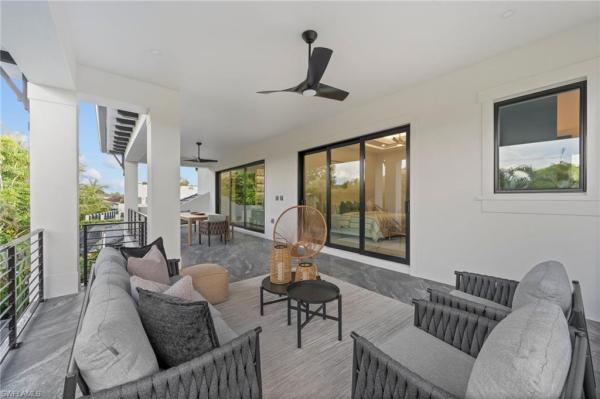 Park Shore, 3840 Crayton Rd, Naples, Florida 34103, image 2