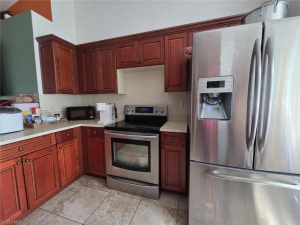Lehigh Acres, 3529 Sunshine Blvd, Lehigh Acres, Florida 33971, image 2