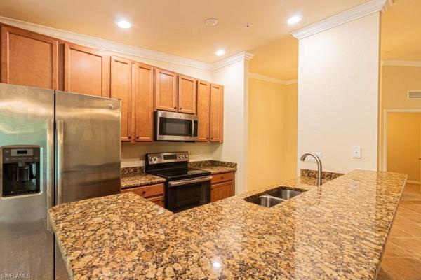 Palmetto Cove, 13761 Julias Way #323, Fort Myers, Florida 33919, image 2