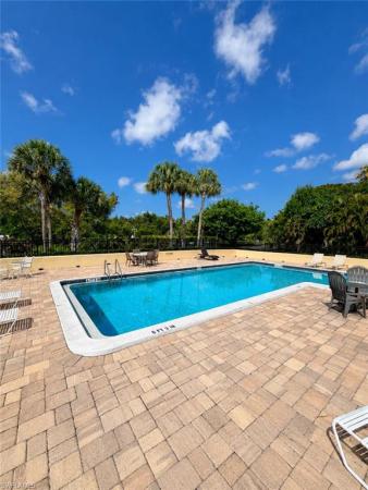 1440 Green Valley Cir #601, Naples, Florida 34104, image 1